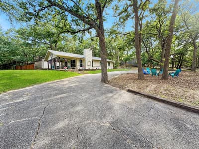 286 Lakewood Lane, Pottsboro TX 75076
