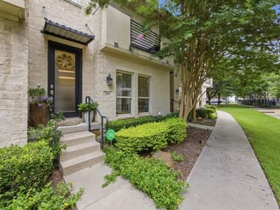 7333 Valley View Lane # 305, Dallas TX 75240