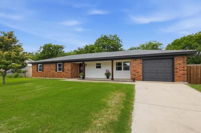 1005 Miller, Decatur TX 76234
