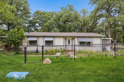 1454 Forrest Trail, Azle TX 76020
