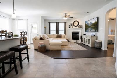 2452 Clay Creek Lane, Fort Worth TX 76177