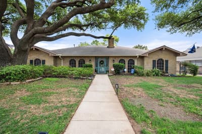 1307 S Westador Drive, Arlington TX 76015