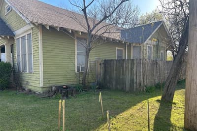 701 S Clements Street, Gainesville TX 76240 - Photo 3