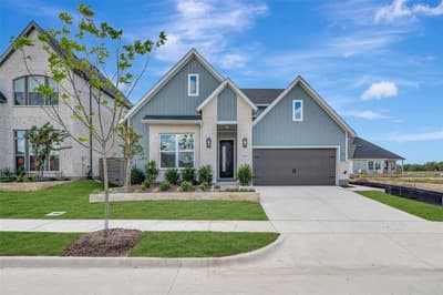 12313 Crape Myrtle Court, Justin TX 76247