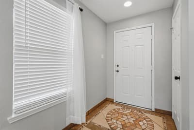 1136 Kachina Lane, Fort Worth TX 76052 - Photo 5