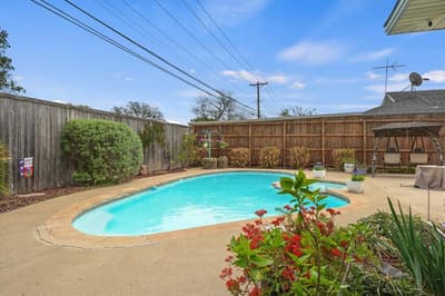 1233 Bardfield Avenue, Garland TX 75041