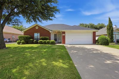 316 Preston Drive, Cleburne TX 76033