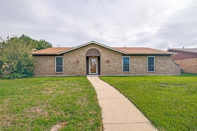 527 Dinalynn Street, Mesquite TX 75149