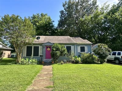 1832 E Polk, Paris TX 75460