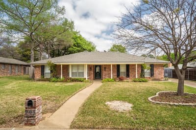 903 Leslie Drive, Arlington TX 76012