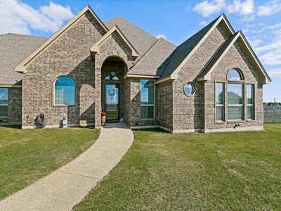 5713 Fogata Lane, Fort Worth TX 76036 - Photo 4