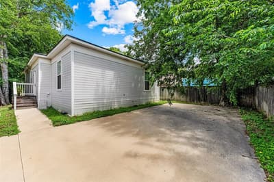 1012 Burnett Avenue, Waco TX 76706 - Photo 3