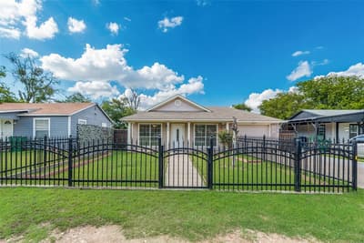 5410 Scoggins Street, Sansom Park TX 76114