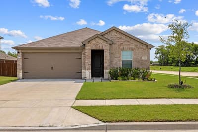 206 Nokota Drive, Leonard TX 75452