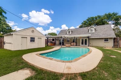 13133 Flagstone Lane, Dallas TX 75240