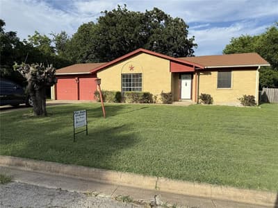 6355 Hanger Park Drive, Forest Hill TX 76119