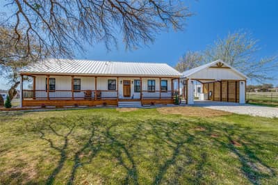 320 English Court, Springtown TX 76082 - Photo 3