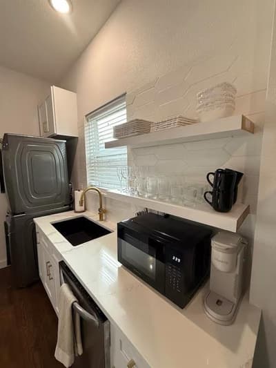 606 E Woodard Street, Denison TX 75021 - Photo 5