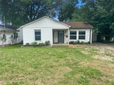 210 W Dexter Street, Sherman TX 75092