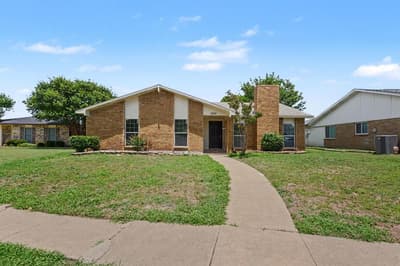 1205 Crestwood Court, Allen TX 75002 - Photo 3