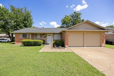 401 Langley Avenue, Everman TX 76140