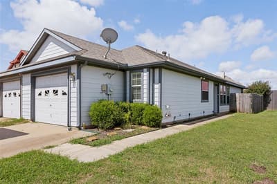 5211 Mountain Spring Trail, Fort Worth TX 76123