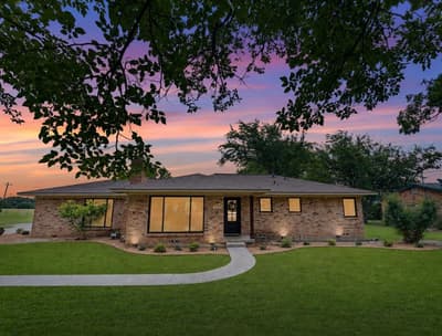 1289 S Waco Street, Van Alstyne TX 75495 - Photo 2