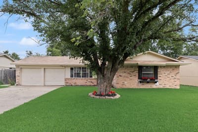 1621 Lee Street, Kaufman TX 75142