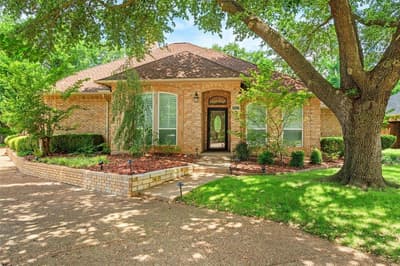 2517 Chad Drive, Arlington TX 76017
