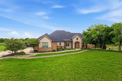 1040 Lighthouse Court, Grand Prairie TX 75104 - Photo 2