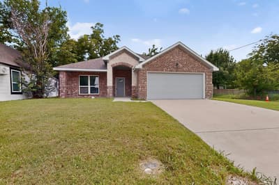 1615 Jones Street, Greenville TX 75401 - Photo 3