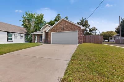 1615 Jones Street, Greenville TX 75401 - Photo 5
