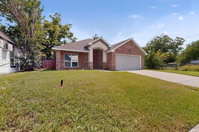 1615 Jones Street, Greenville TX 75401 - Photo 4