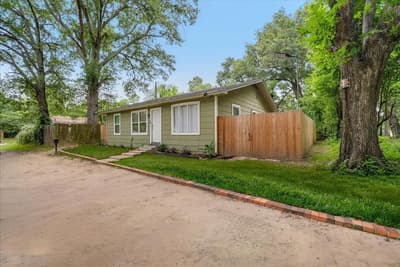 103 Lamar Alley, Sulphur Springs TX 75482
