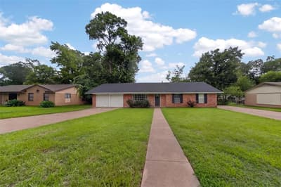 813 E Clinton Avenue, Athens TX 75751 - Photo 2