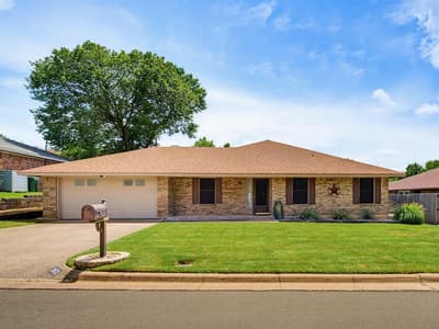 2602 Blue Quail Drive, Arlington TX 76017