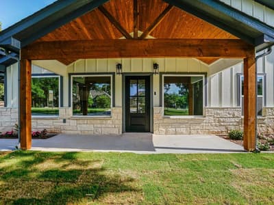 4004 Pueblo Court, Granbury TX 76048 - Photo 3