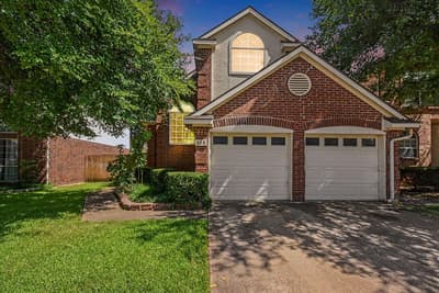 340 Arbor Court, Euless TX 76039