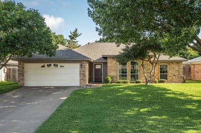 2926 Cripple Creek Trail, Grapevine TX 76051