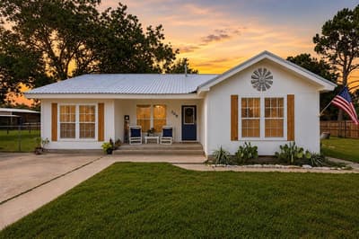 308 W 1st Street, Springtown TX 76082