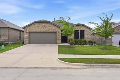 2341 Waggoner Ranch Drive, Weatherford TX 76087 - Photo 2