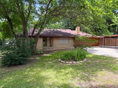 202 Vanshire Road W, Lakeside TX 76108