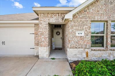 279 Thoroughbred Street, Waxahachie TX 75165 - Photo 3