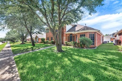 706 Green Apple Drive, Garland TX 75044