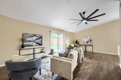 1208 Darlene Lane, Arlington TX 76010 - Photo 4