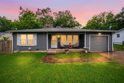 1307 N Gaines Street, Ennis TX 75119