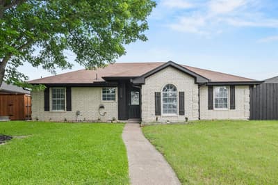 1313 Crosscreek Lane, Seagoville TX 75159