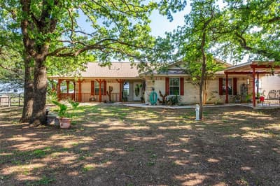 108 Gladdis Lane, Springtown TX 76082 - Photo 2