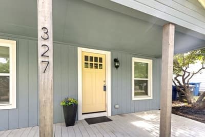 327 E Hull Street, Denison TX 75021
