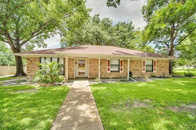 1710 Williamsburg Circle, Ennis TX 75119